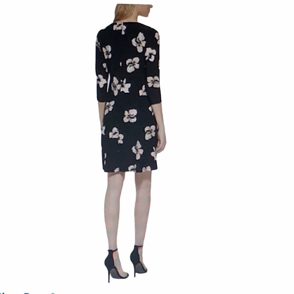 TOMMY HILFIGER - Floral-Print Shift Dress - Picture 3 of 15